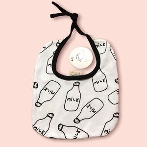 🎉3 For 15$🎉 Nwt Black And White Milk Bib